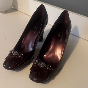AK Anne Klein Iflex Elegant Burgundy Heels Size 8